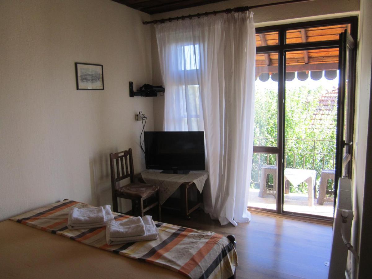 Guest House Popov Marchevo Buitenkant foto