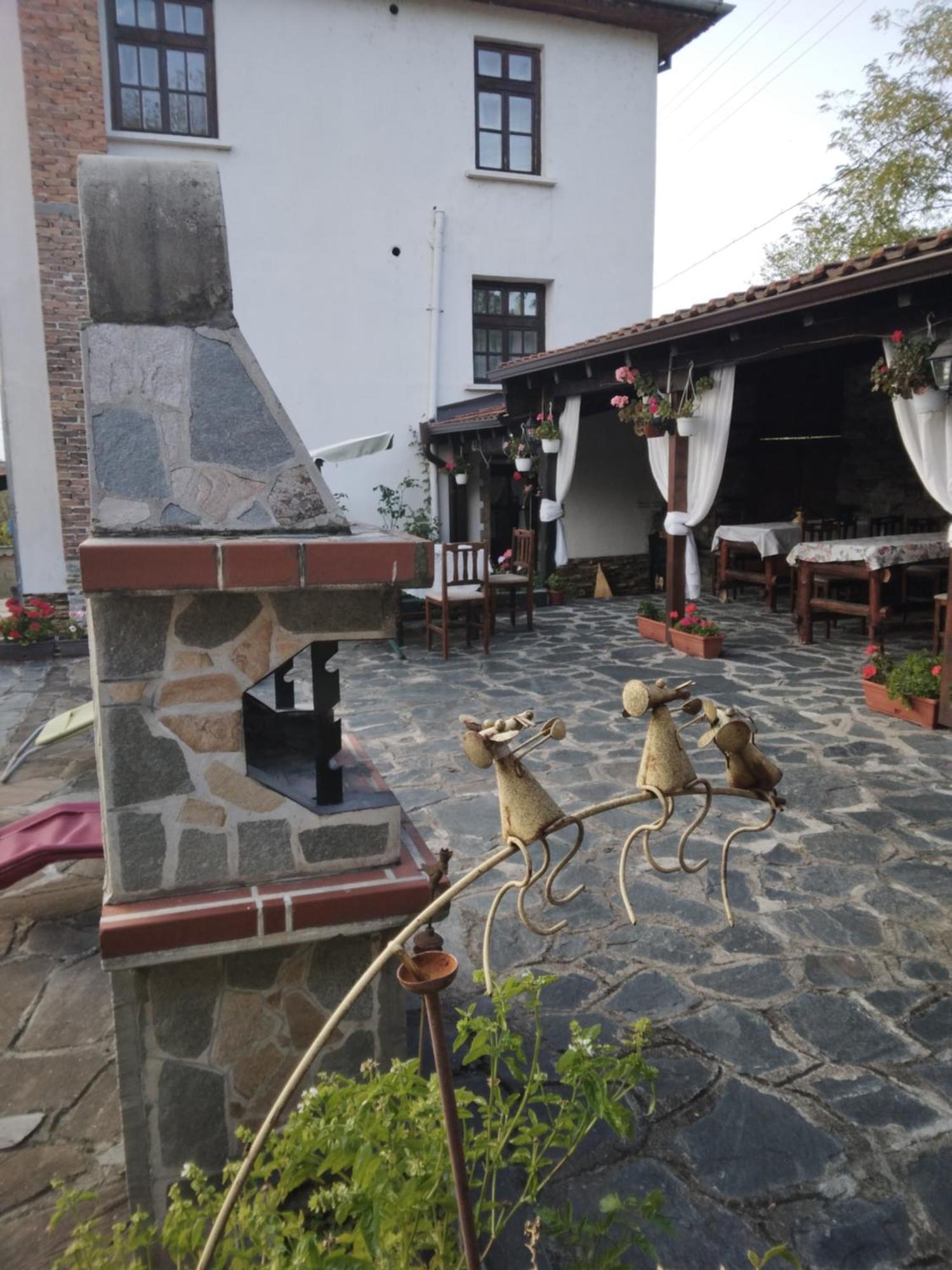 Guest House Popov Marchevo Buitenkant foto