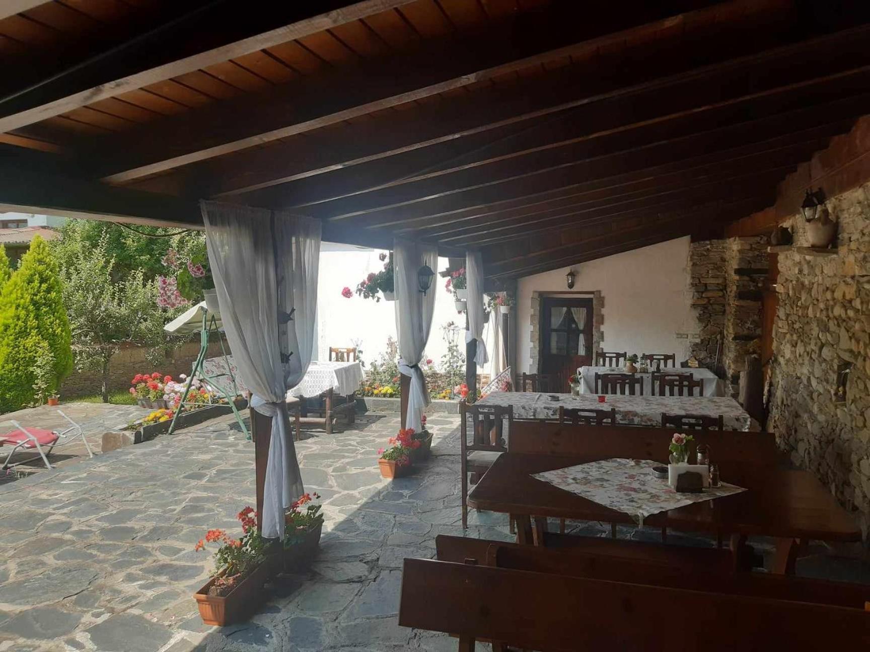 Guest House Popov Marchevo Buitenkant foto