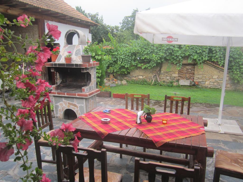 Guest House Popov Marchevo Buitenkant foto
